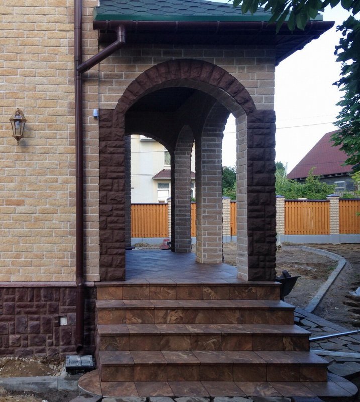 Крыльцо из камня