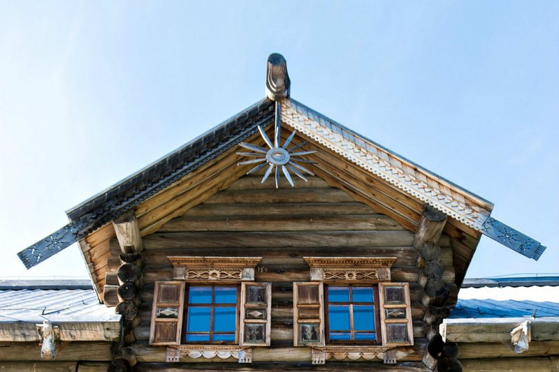 Плато на старых избах Теремах храмах