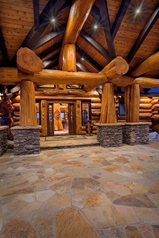 Скульптуры Pioneer log Homes