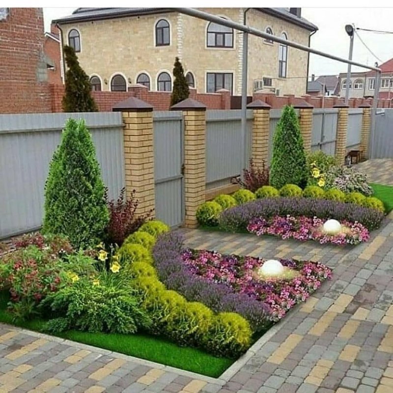 Ландшафт перед офисом