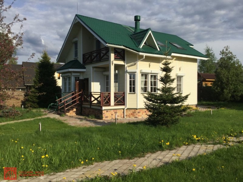Дачные коттеджи с участком