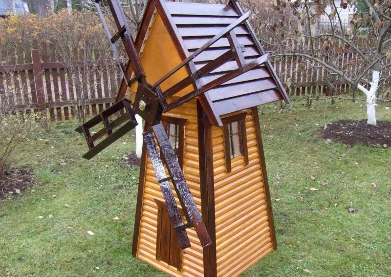 Мельница на даче