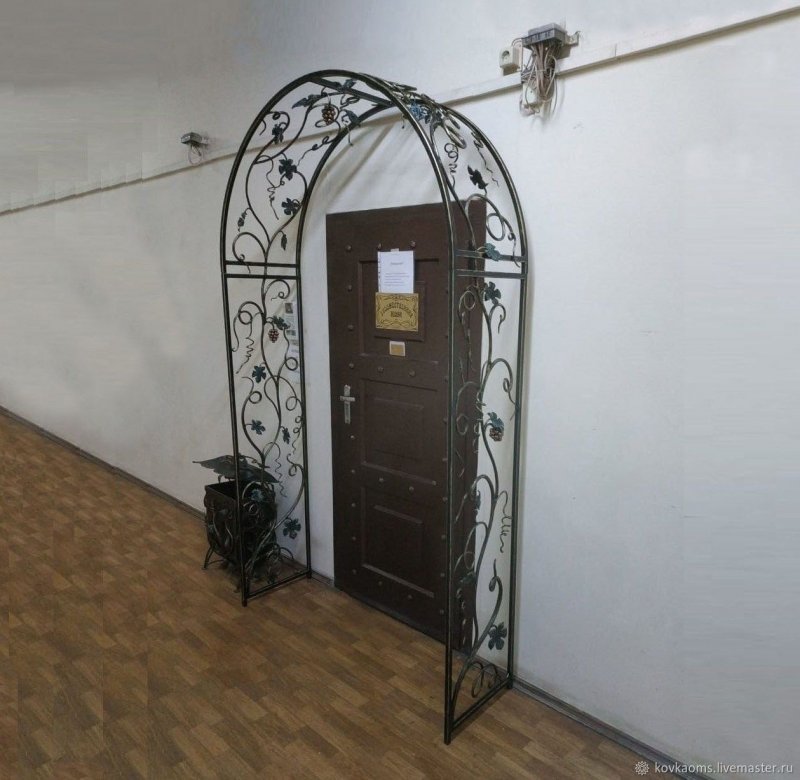 Кованая лоза арка