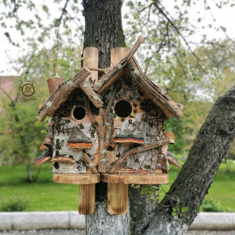 Скворечник из круглого дерева