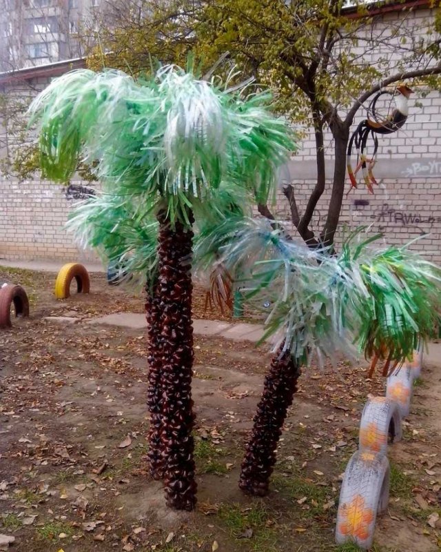 Пальма из пластиковой бутылки