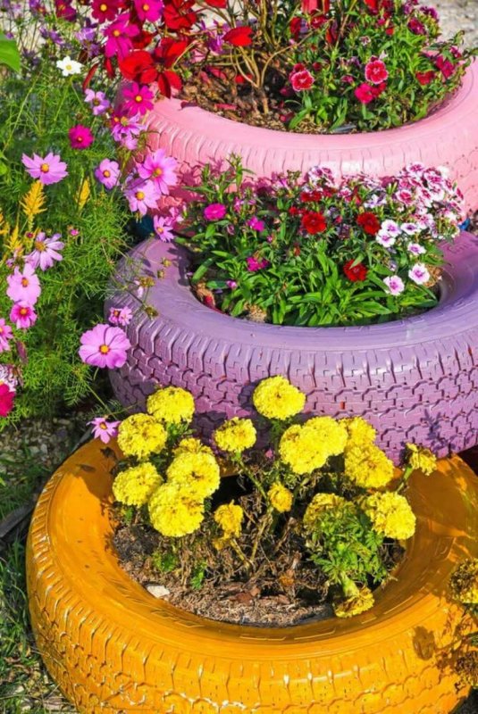 Клумбы из шин