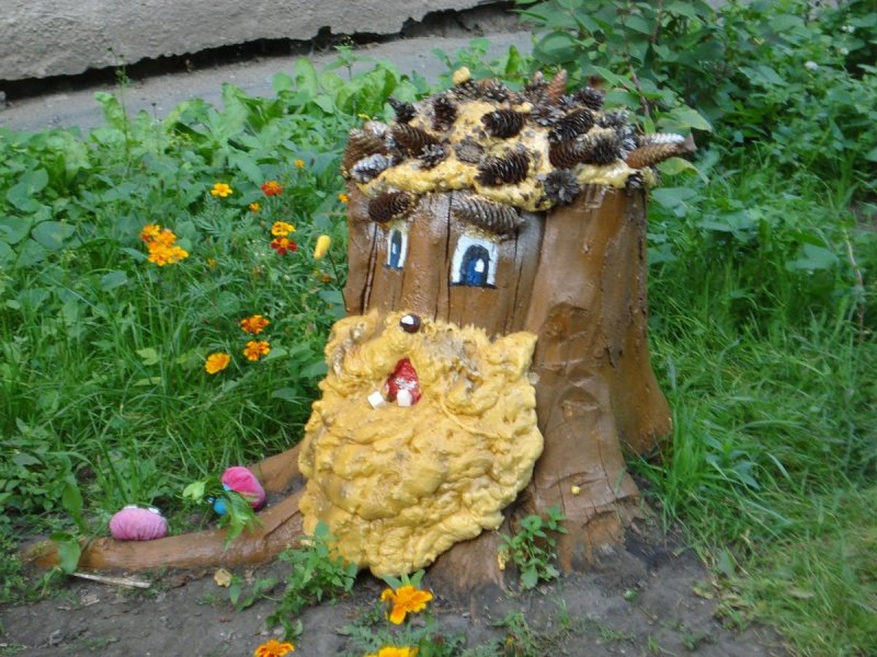 Пеньки в детском саду