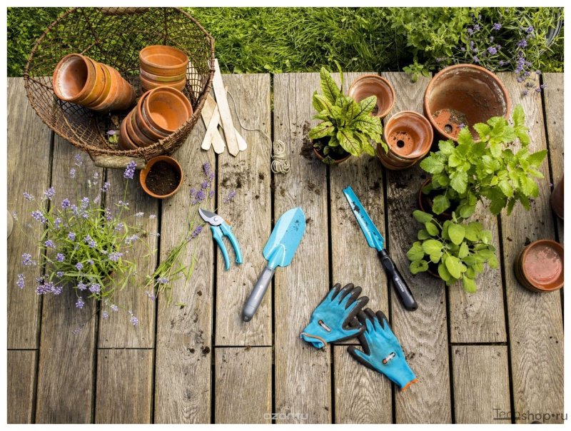 Gardena комплект садовых инструментов 08966-30.000.00
