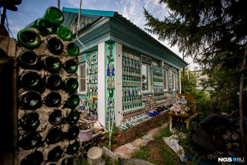 Дом бутылка шампанского Калачевский район