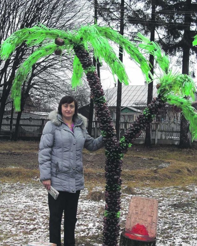 Пальма из изолона на дачу