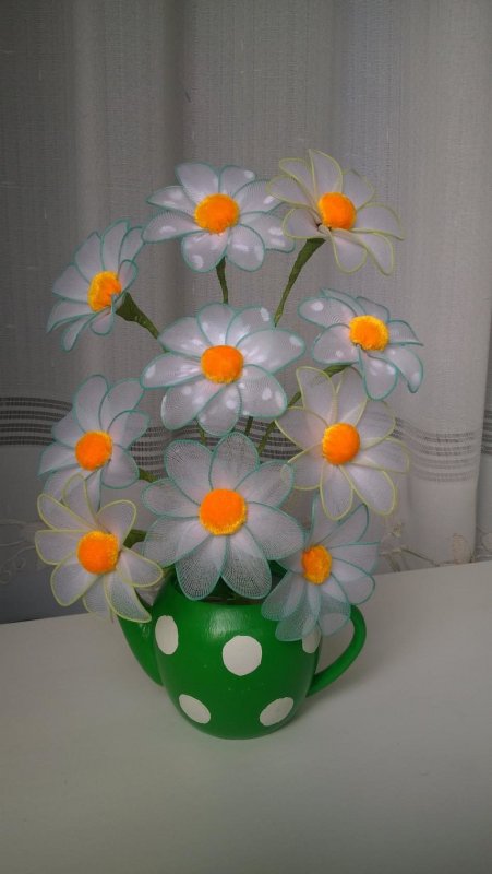 Ромашки из пластиковых стаканчиков