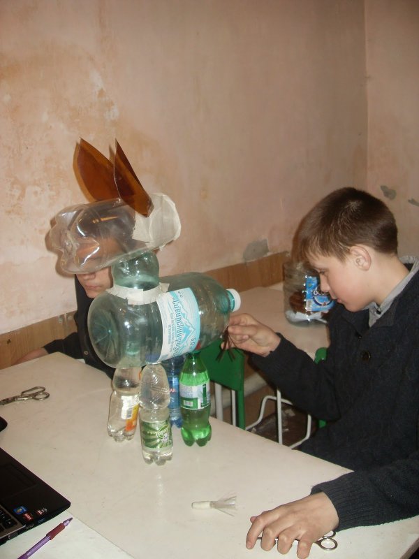 Бычок из пластиковой бутылки