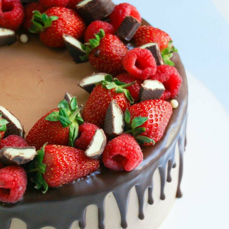 Украшения из клубники