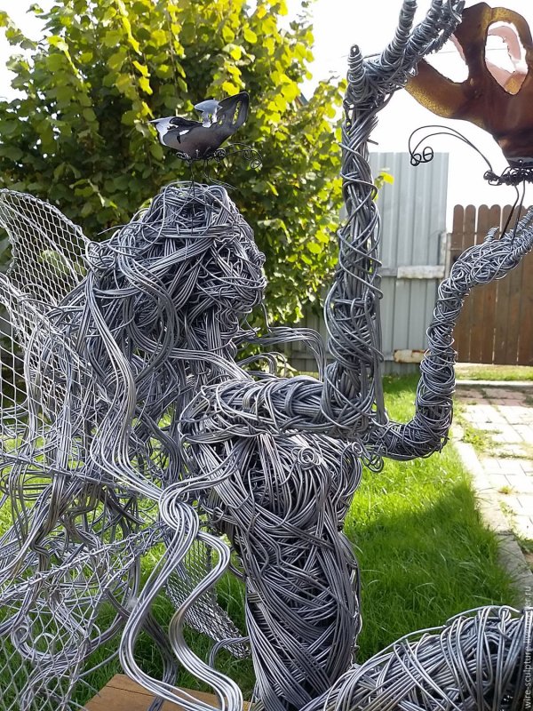 Скульптуры из проволоки