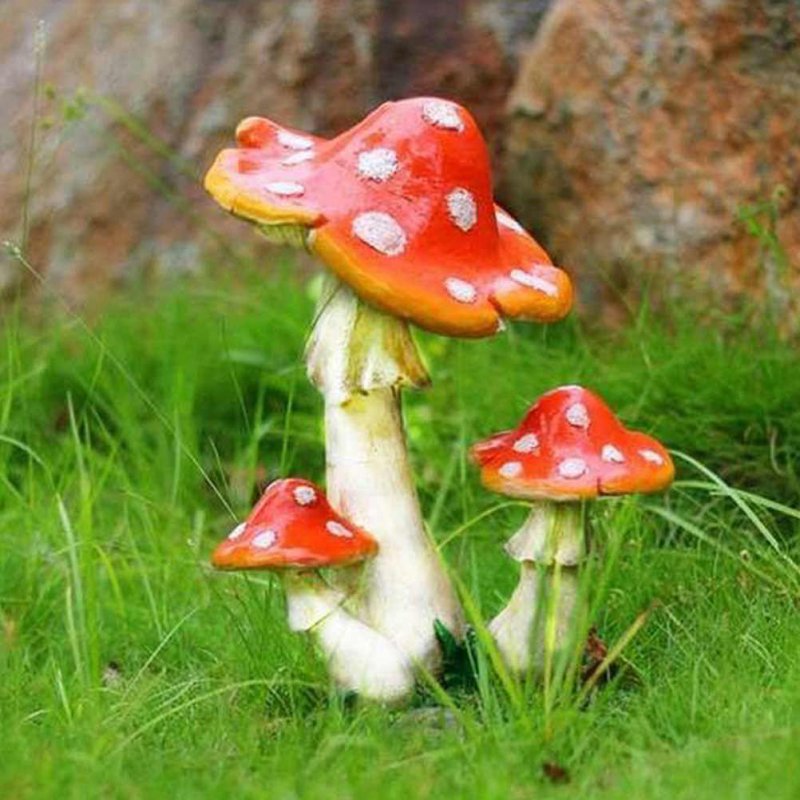 Сказочные поганки