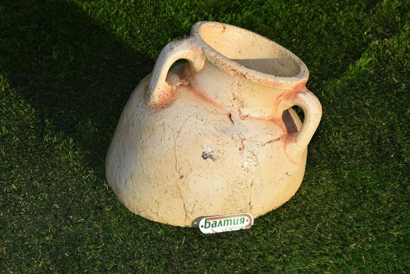 Амфора для сада