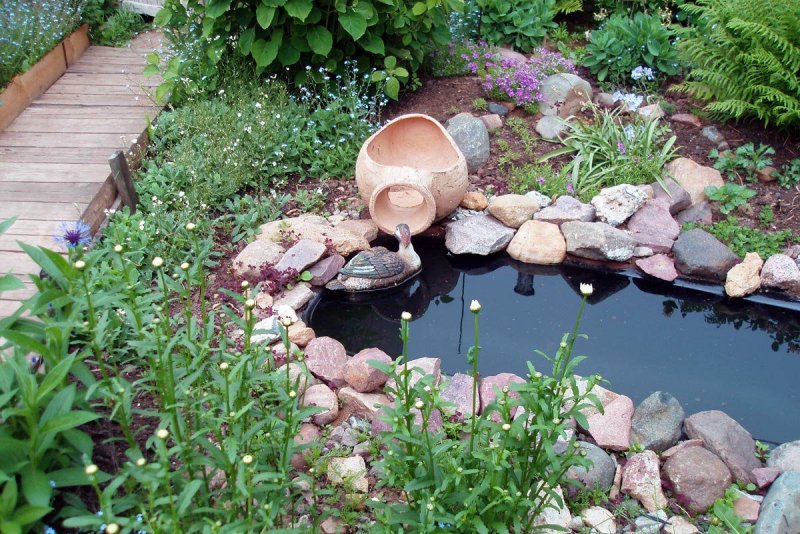 Искусственный водоём из ванны