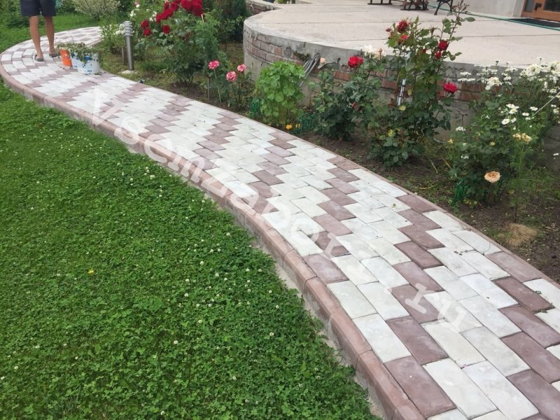 Дорожки из тротуарной плитки