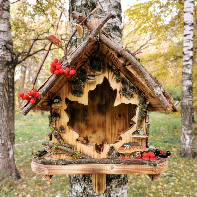 Кормушки для птиц из лозы