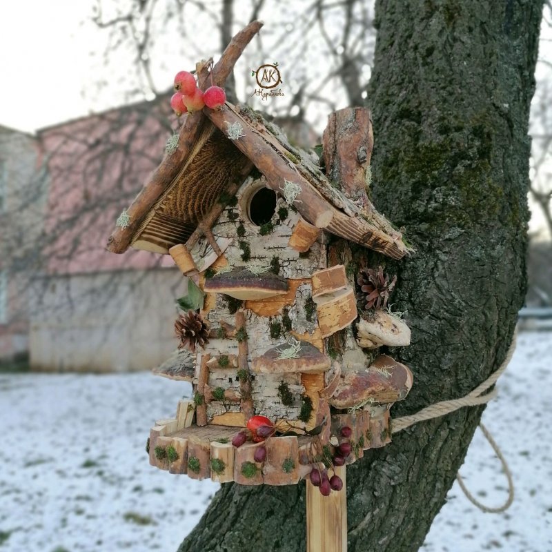 Кормушка для птиц осень