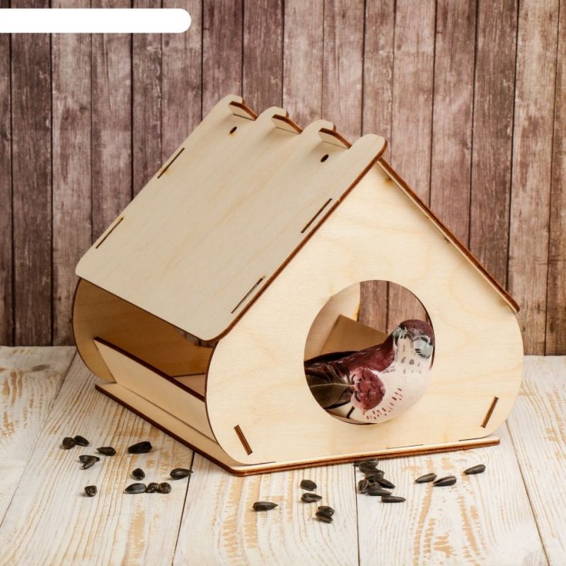 Скворечник из фанеры