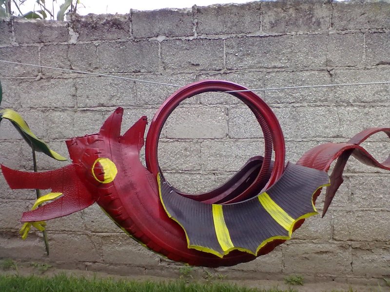 Рыбы из шины