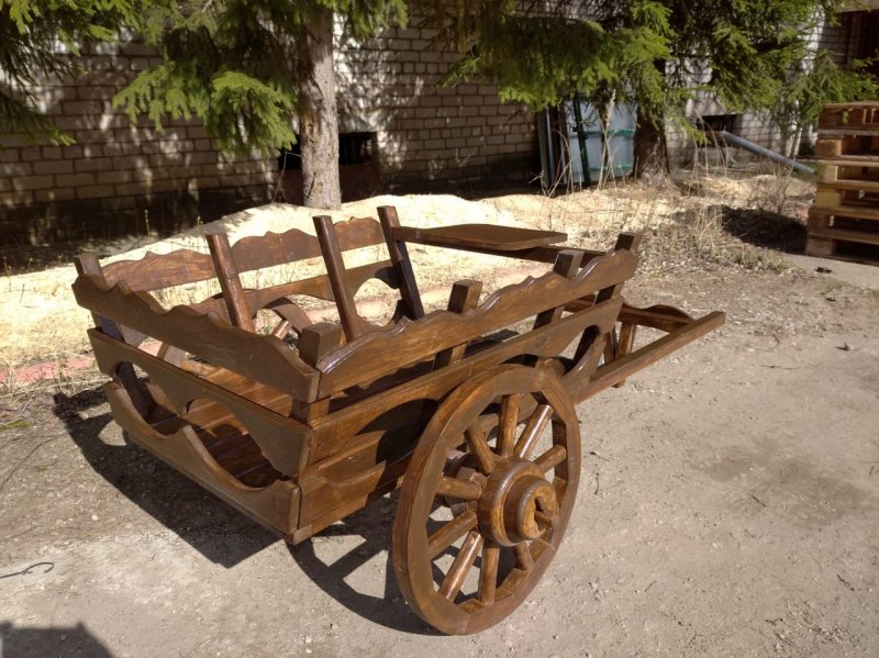 Арба деревянная