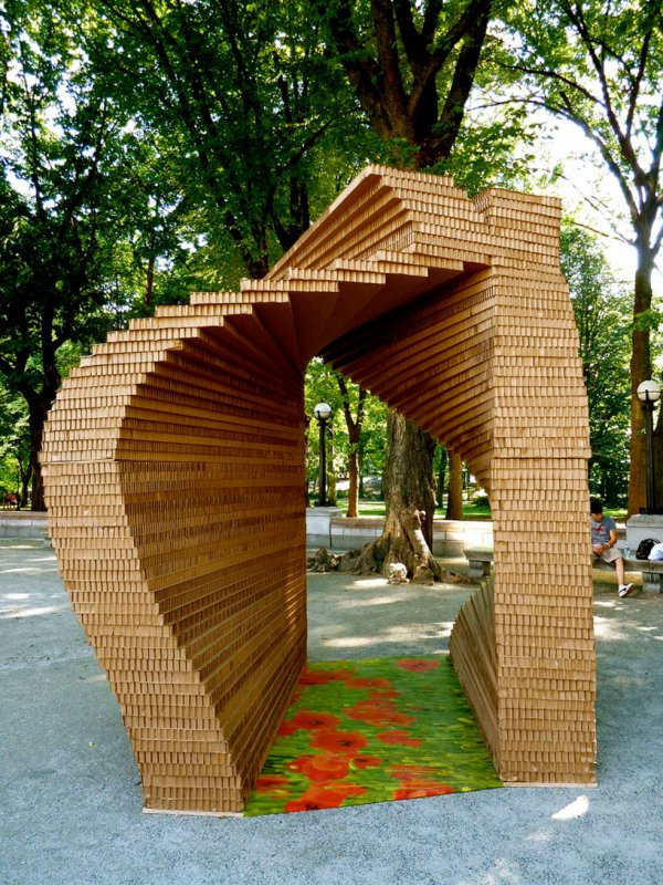 Инсталляция арка