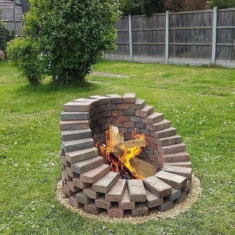 Костровище из кирпича