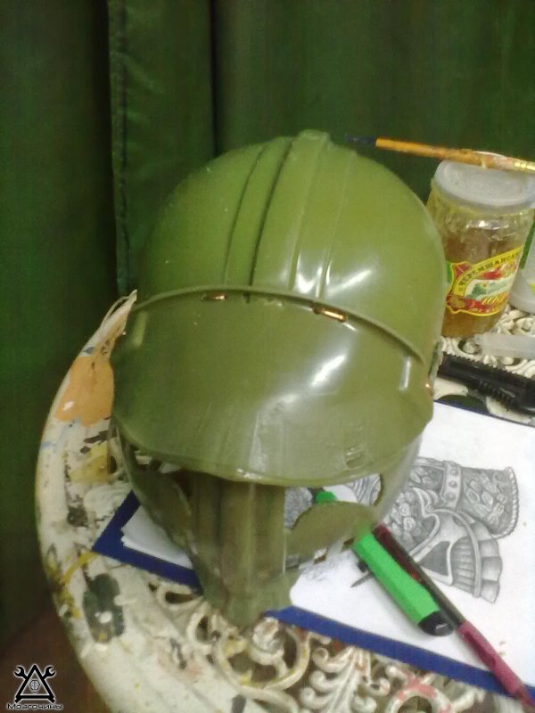 Поделки из строительных касок
