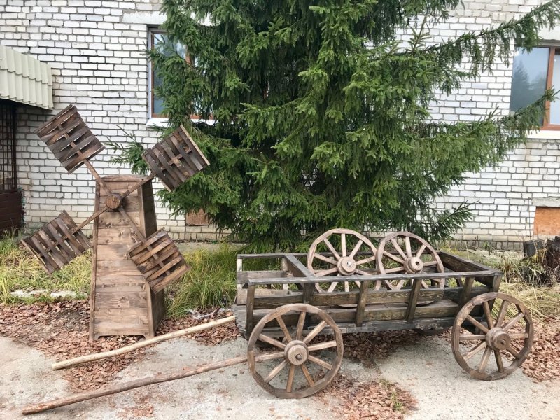 Мельница из пенька