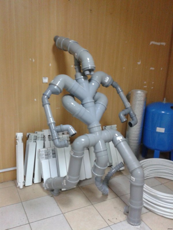 Фигурки из канализационных труб