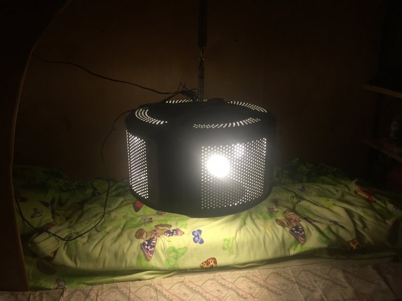 Люстра из барабана