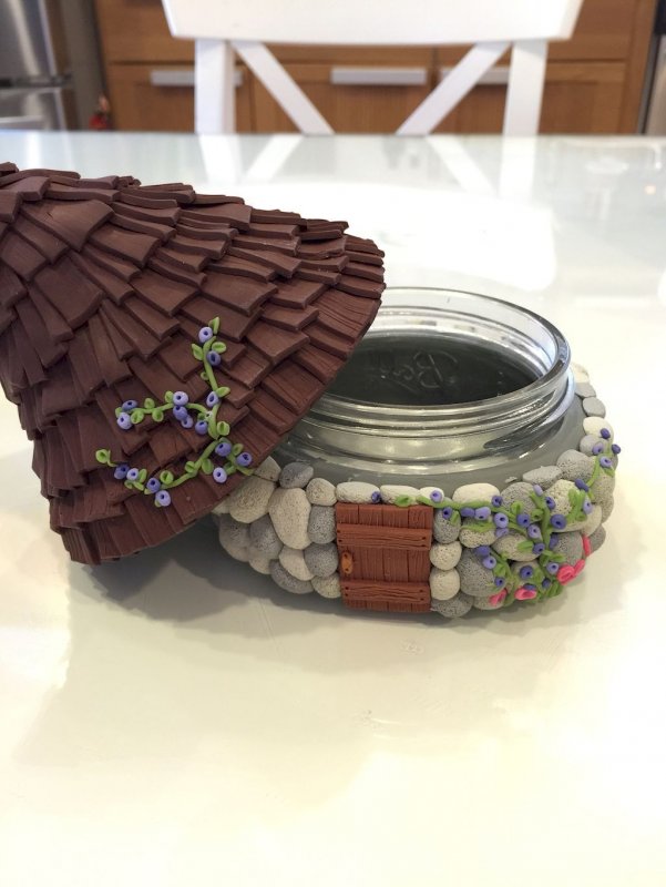 Подсвечник домик из банки