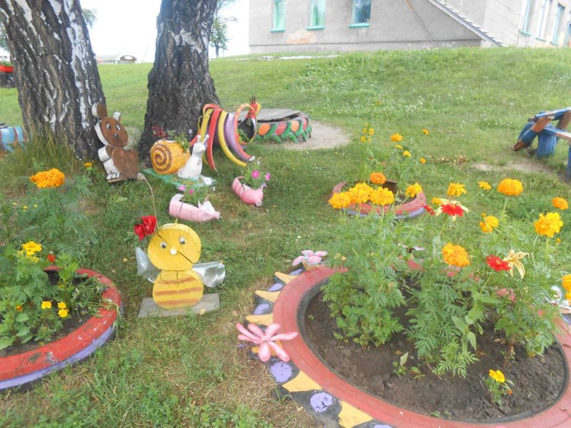 Красивые клумбы в ДОУ