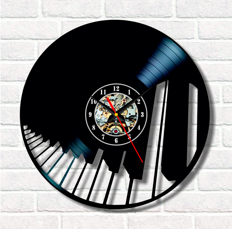 Часы из пластинки Tokio Hotel