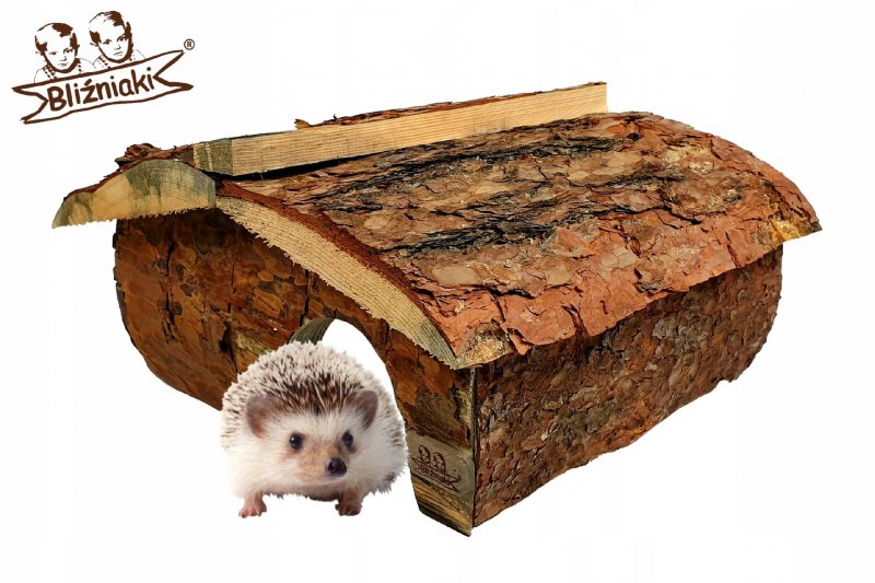 Домик для Ёжика на даче