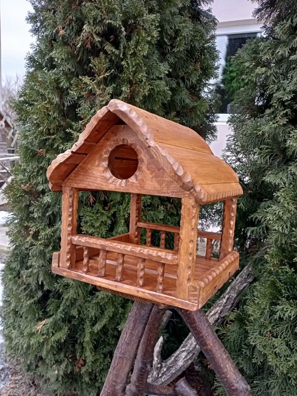 Кормушка для птиц