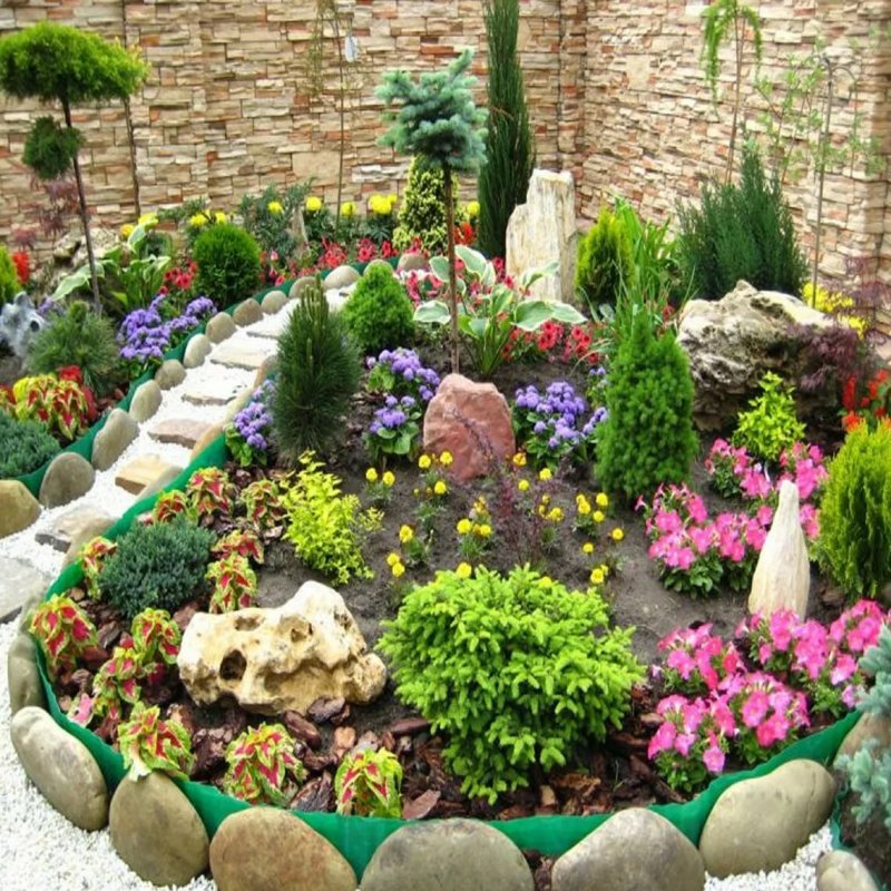 Садовые скамейки из камня