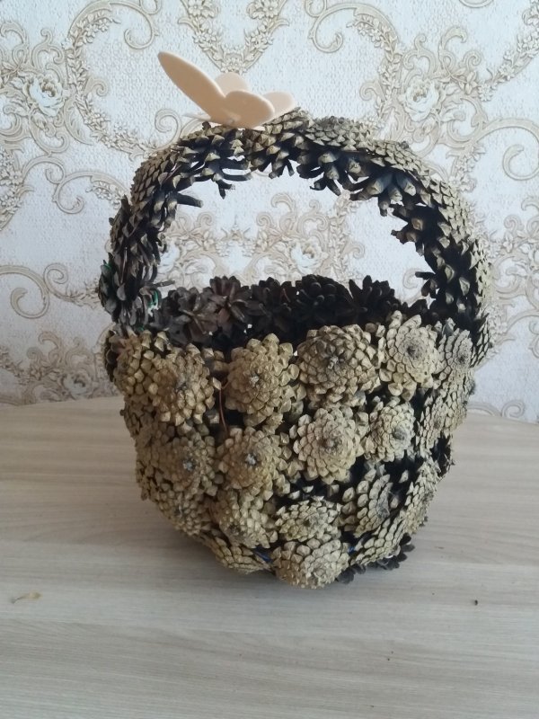 Поделки из шишек