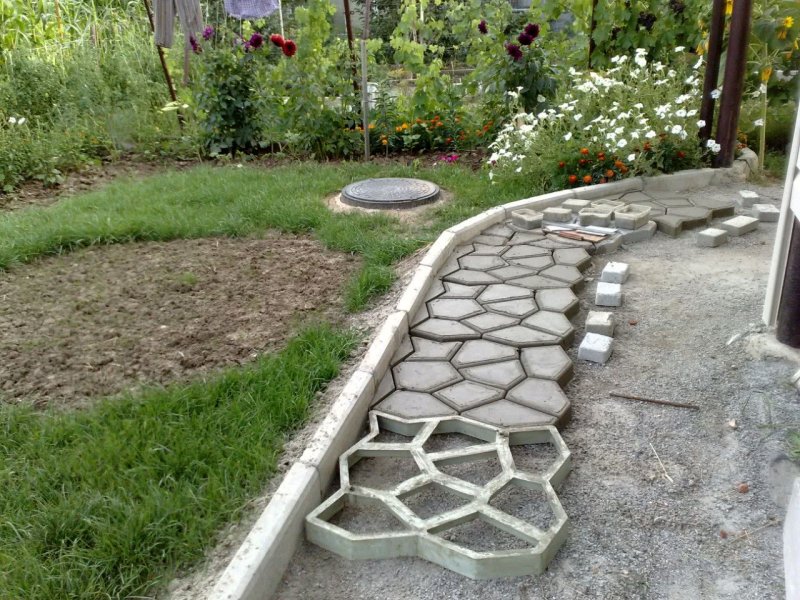 Тротуар из плитки своими руками