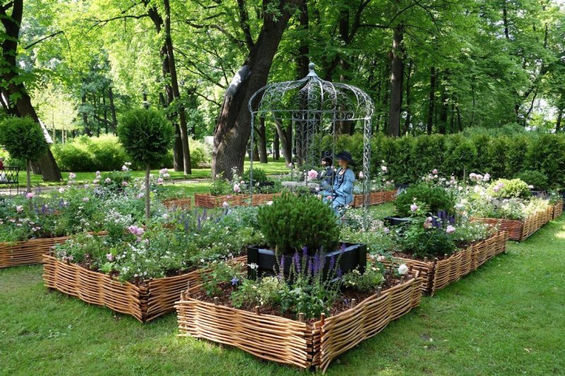 Аптекарский французский огород
