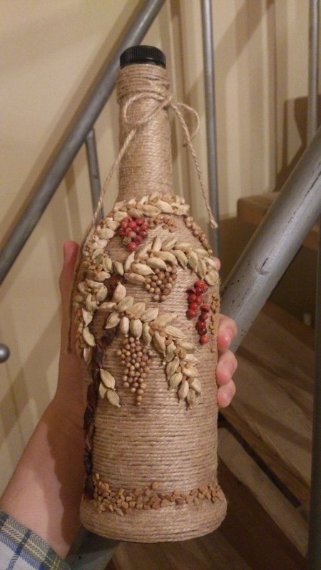 Обклеенные бутылки
