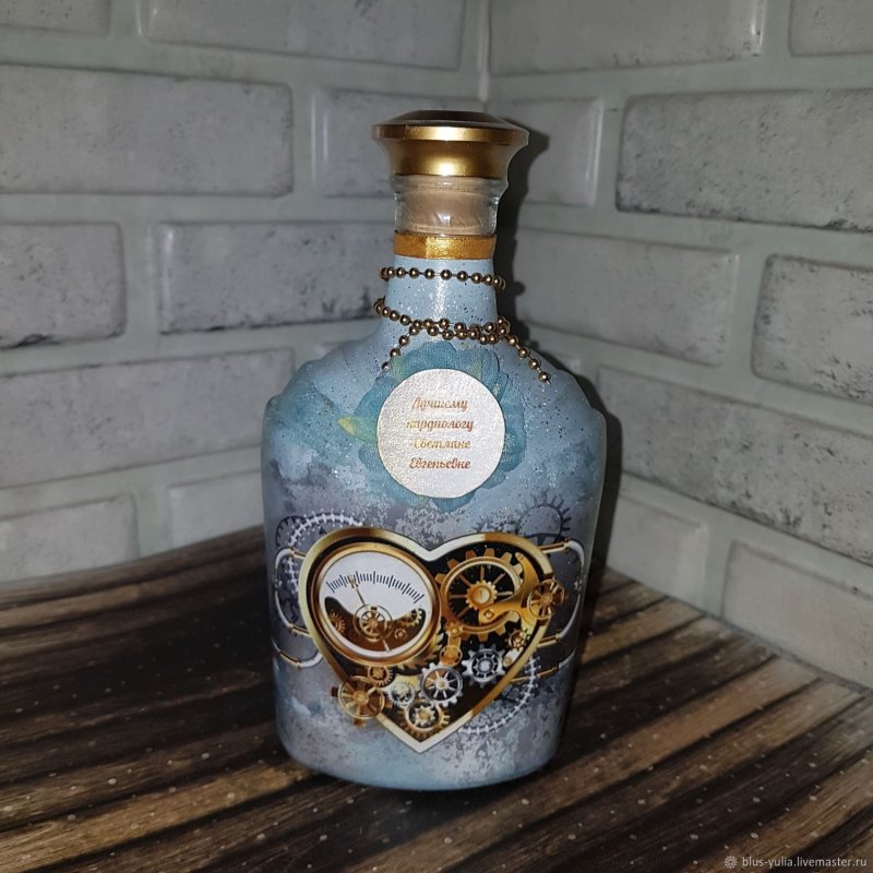 Бутылка декорированная