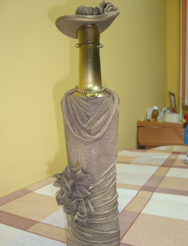 Бутылка декорированная