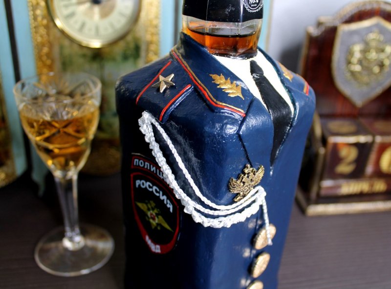 Декор бутылки коньяка