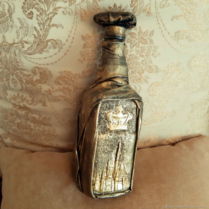 Декупаж бутылки под старину