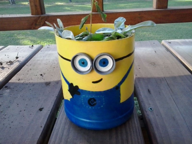 Поделки из ведра для сада