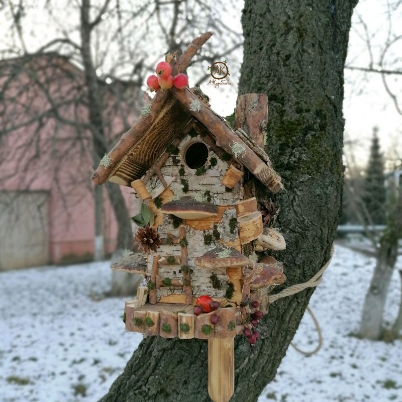 Скворечник из спилов