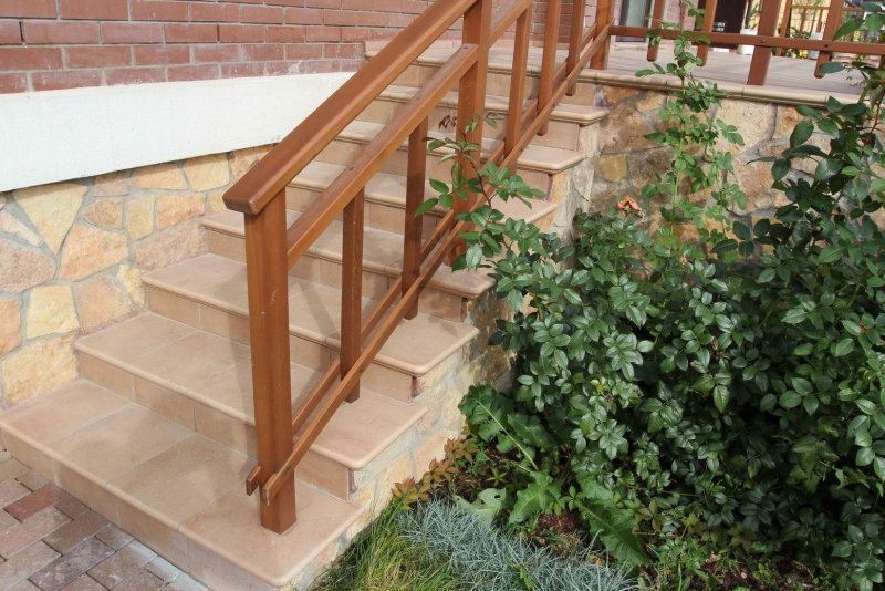 Ступеньки из плитки